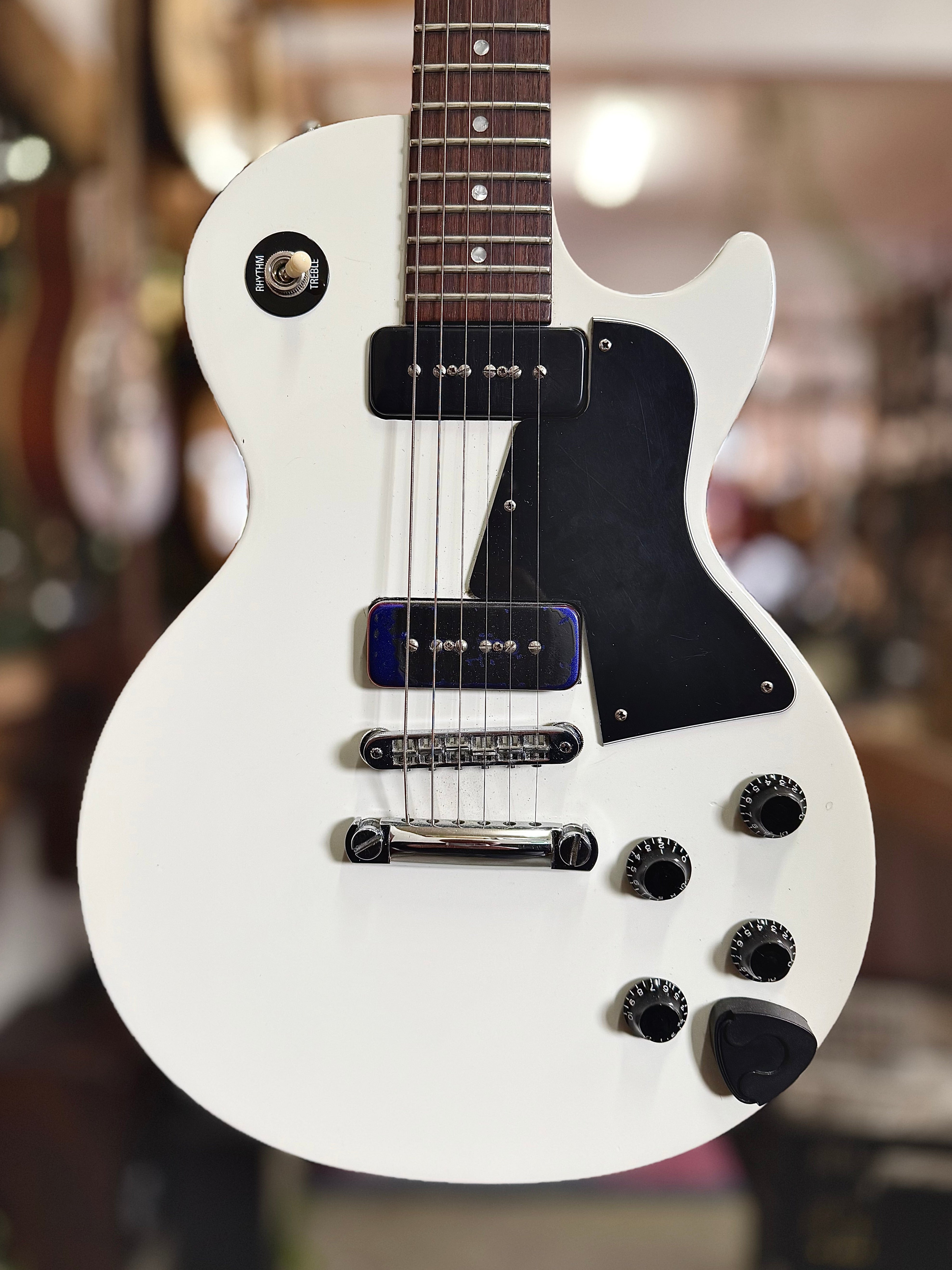 Gibson | Les Paul Special | White | 1998 | Pre-Loved Gibson | Les Paul Special | White | 1998 | Pre-Loved